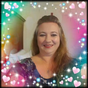 Meet your Posher, Charissa